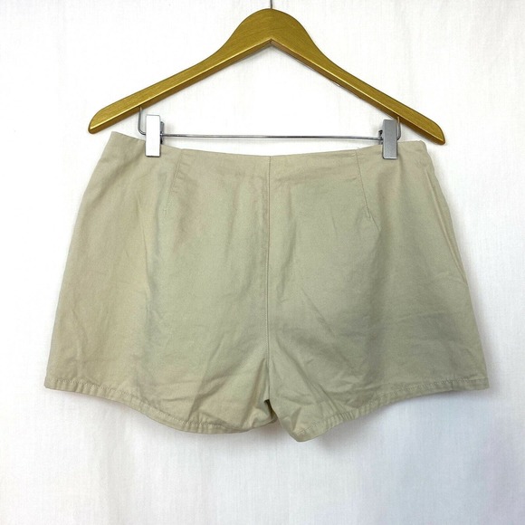 Vintage 90s Calvin Klein Khaki Shorts 9 Fits M 30x2.5 Pockets High Rise Womens - Picture 2 of 8